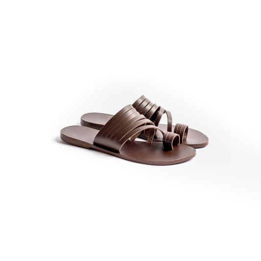 Helen flat slippers for somen in brown leather against a white background